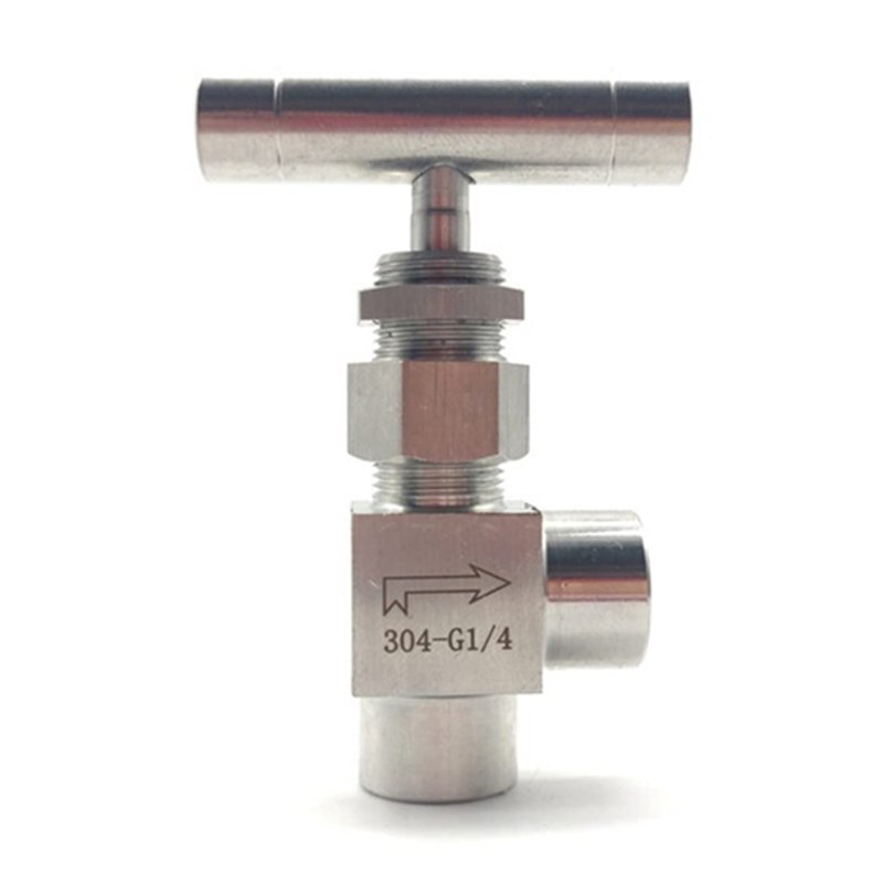 SS 316 Angle Needle Valve, 1/2 Inch, 10000 PSI, MNPT * FNPT